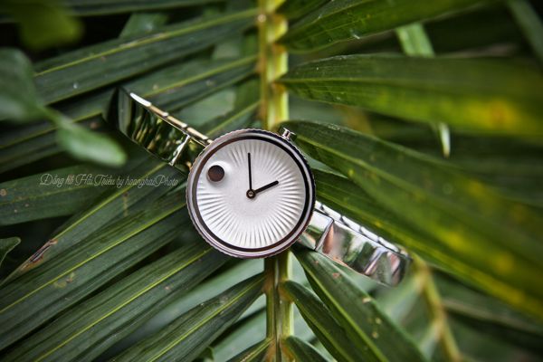 Đồng hồ cho nữ doanh nhân Movado 3680020 thiết kế bắt mắt
