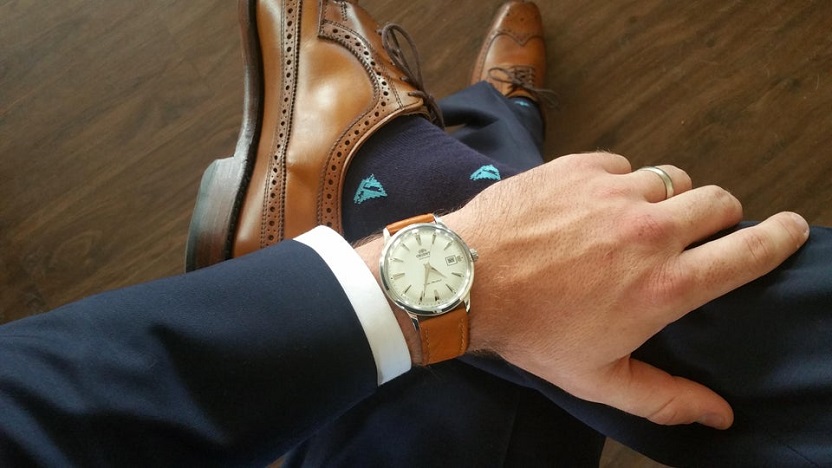 3 cách chọn đồng hồ nam đeo tay phù hợp với quý ông công sở - Orient Bambino