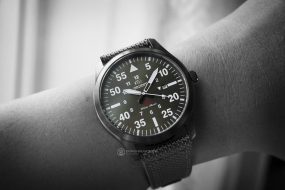 dong ho nam day vai orient van nguoi thich trieu nguoi me