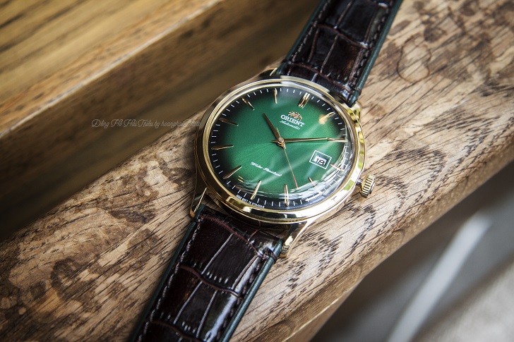 Khám phá đồng hồ cơ Orient FAC08002F0 nền xanh ngọc long lanh - Hình 1