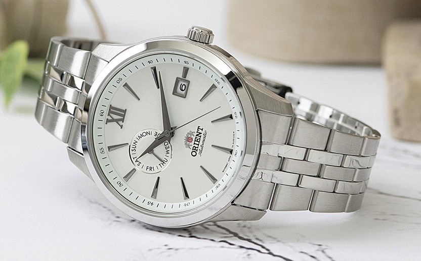 Top 10 mẫu đồng hồ nam rẻ đẹp thương hiệu Orient đáng mua- Ảnh: Orient FAL00003W0