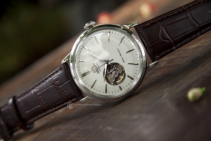 Tặng đồng hồ cho bạn trai có ý nghĩa gì? 14/2 mua mẫu nào? - Ảnh: Orient RA-AG0002S10B