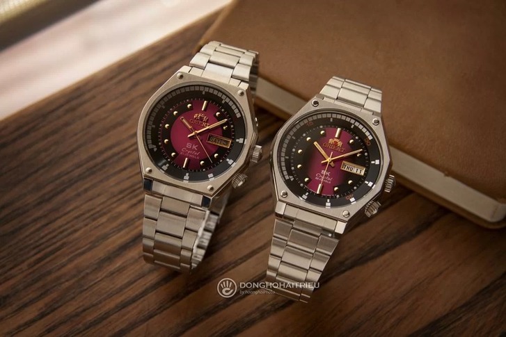 Đồng hồ Orient mặt đỏ 2015 khác gì so với đồng hồ SK 1980