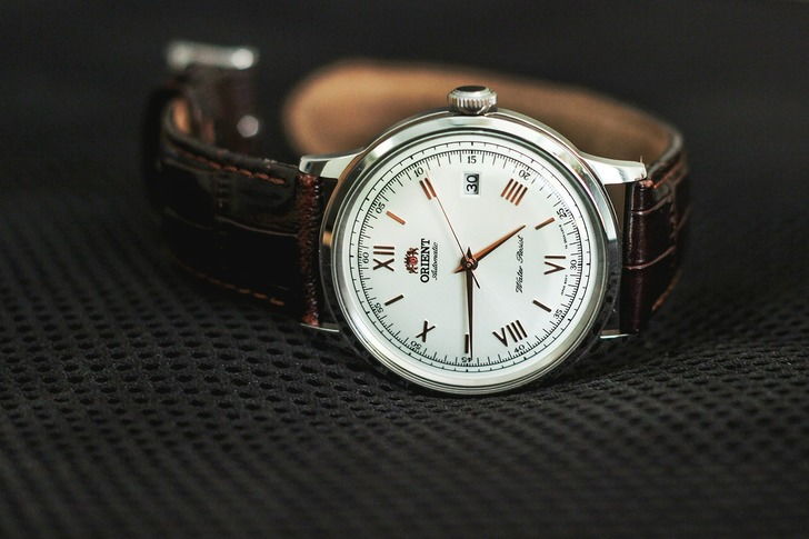 Đồng hồ Orient Automatic 21 Jewels mang những đặc điểm vượt trội