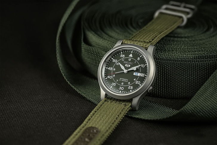 Giới thiệu chi tiết về chiếc đồng hồ quân đội Seiko S1930