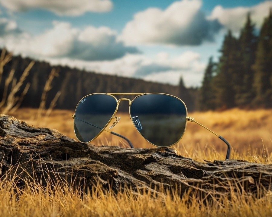 Tròng G-15 cùng gọng Arista Gold đặc trưng trên kính RayBan Aviator